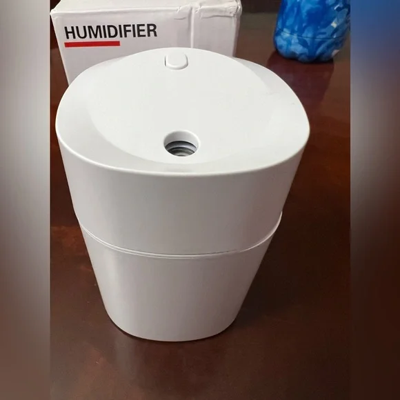 New Portable Mini Humidifier - Picture 11 of 11